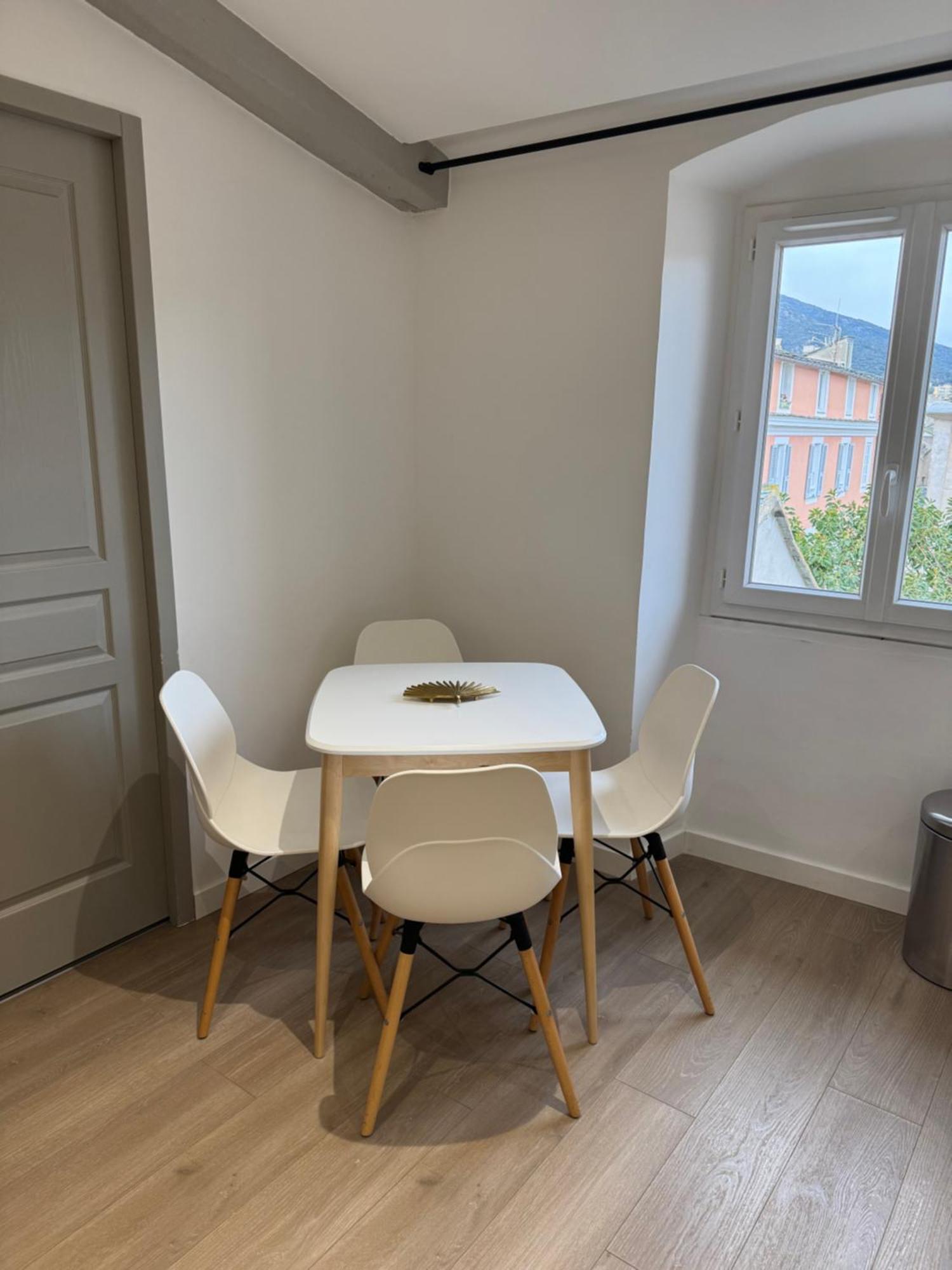 Appartement Place Du Marche Bastia Бастия Екстериор снимка